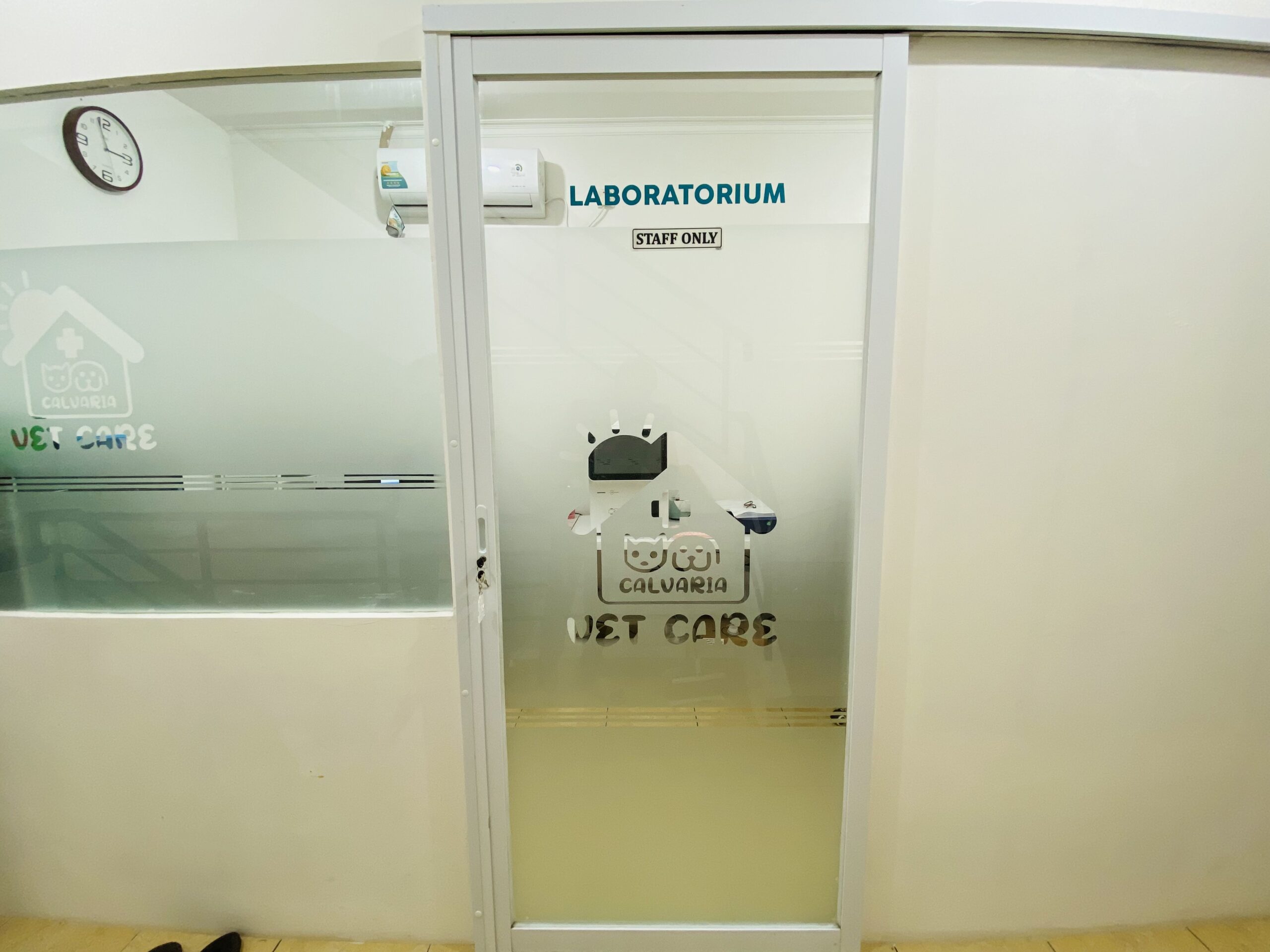 R. Laboratorium